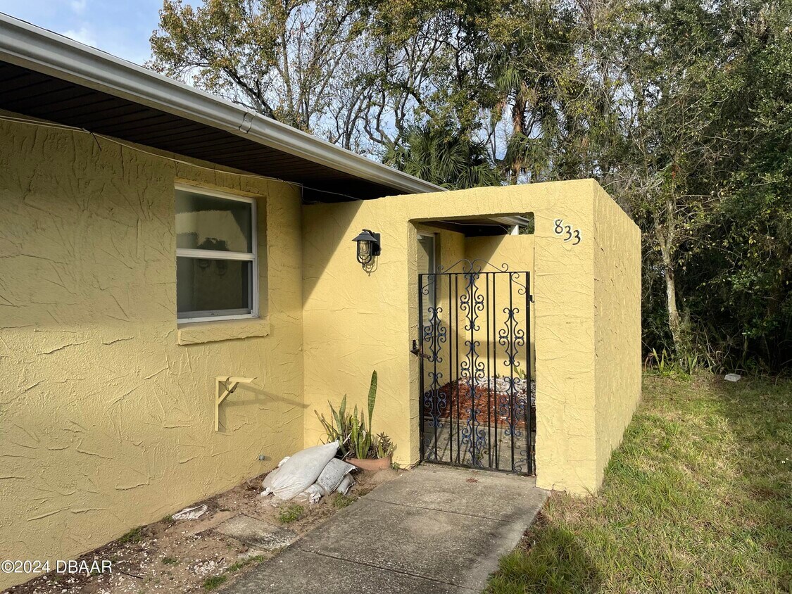 833 Grove Ave, Holly Hill, FL 32117 House Rental in Holly Hill, FL