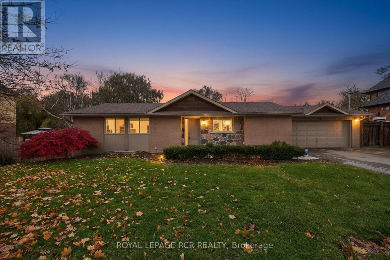 Photo principale - 52 Elizabeth Dr