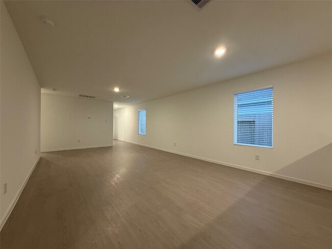 Foto del edificio - 12923 Shells Ln