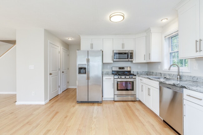 Photo - 5 Pumpkin Cir Townhome