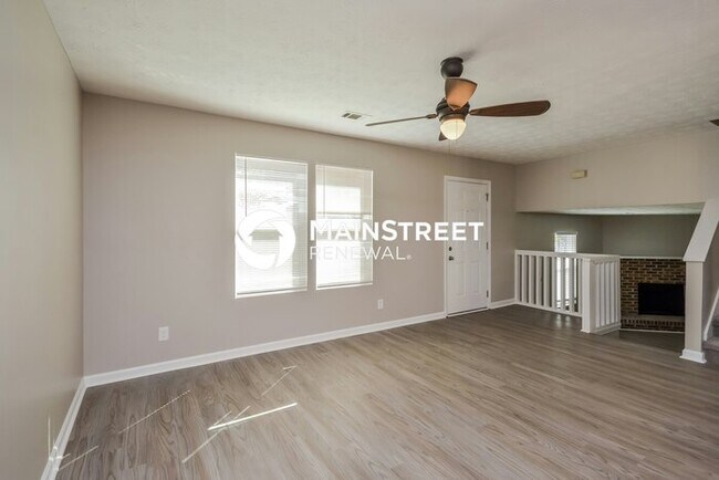 Building Photo - 3 Bedroom Pet-Friendly Home in Ellenwood, GA with Main Street Renewal