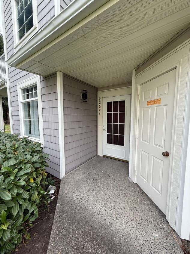 Primary Photo - The Lakes @ Kent Community Condo Unit Avai...