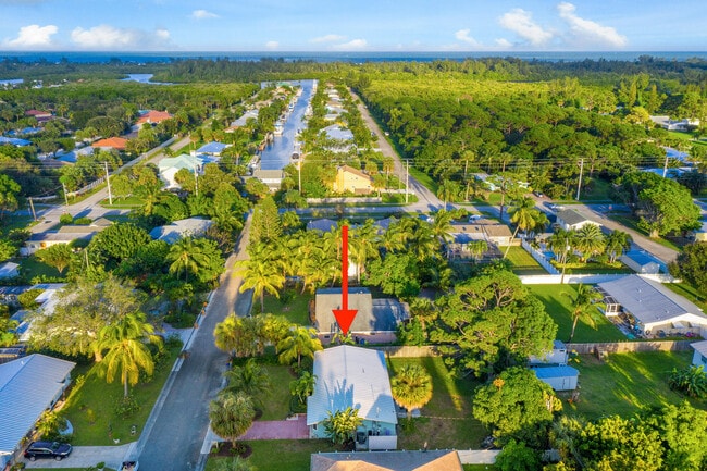 Building Photo - 9026 SE Bobwhite St