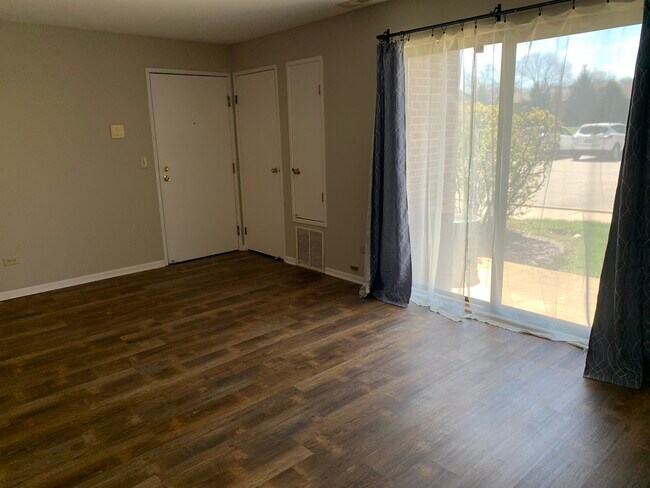 Foto del edificio - 2254 Abbeywood Dr