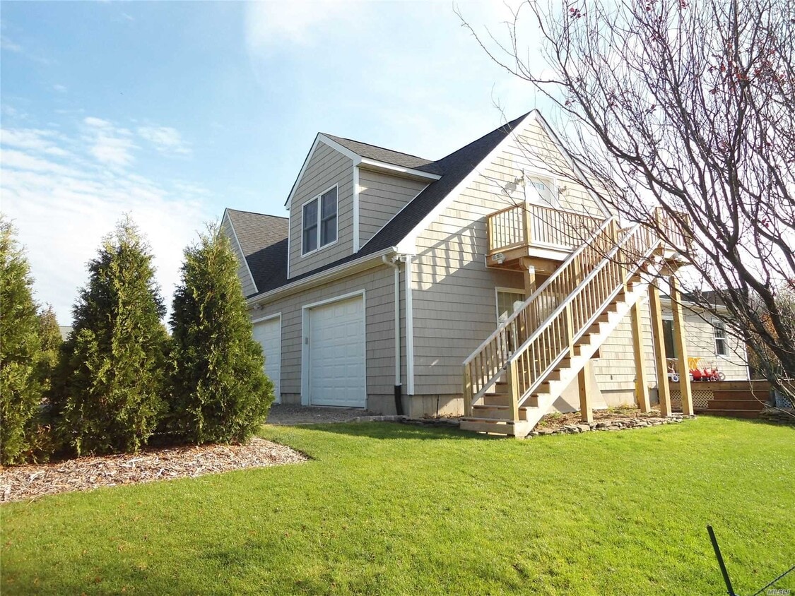 515 Gabriella Ct, Mattituck, NY 11952 Apartment for Rent in Mattituck