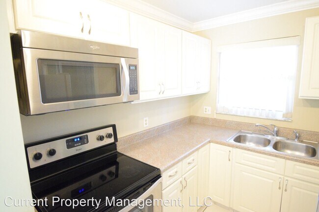 Building Photo - 1 br, 1 bath House - 200 Turtle Lake Ct #107