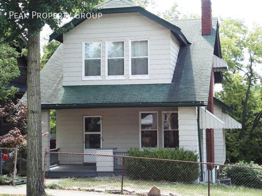 Photo - 349 Warner Street-