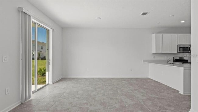 Building Photo - 3262 Laurent Lp