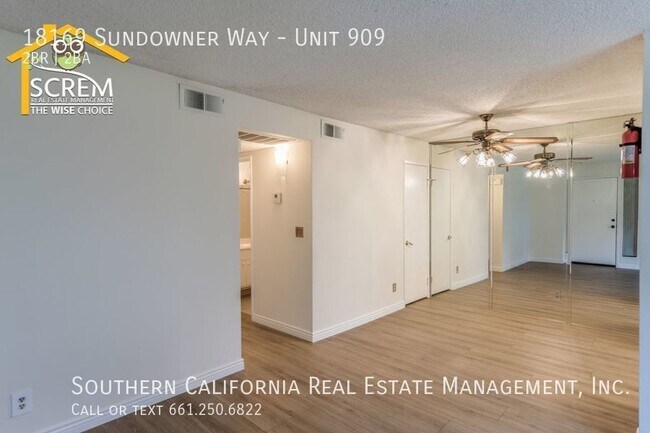 Foto del edificio - Two Bedroom Condo in Canyon Country