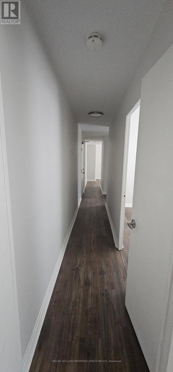 Photo du bâtiment - 464-464 Summerhill Ave