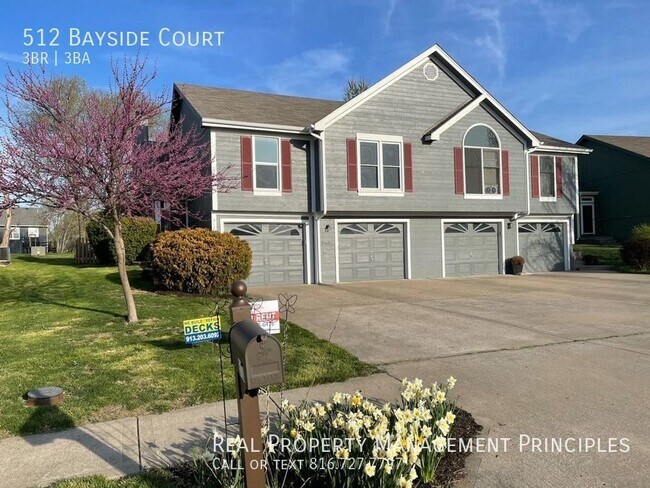 Building Photo - Recently Renovated, Pet Friendly Cul-de-sa...