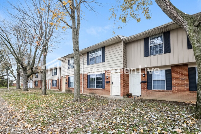 Foto del edificio - 8064 Mt Everest St