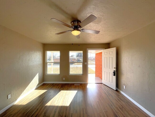 Foto del edificio - Welcome Home: Charming 3 bedroom, 1 bathro...