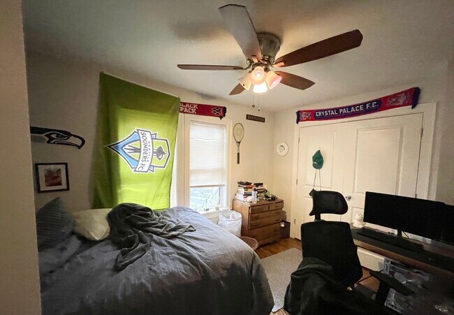 Foto del edificio - 800 Parker St