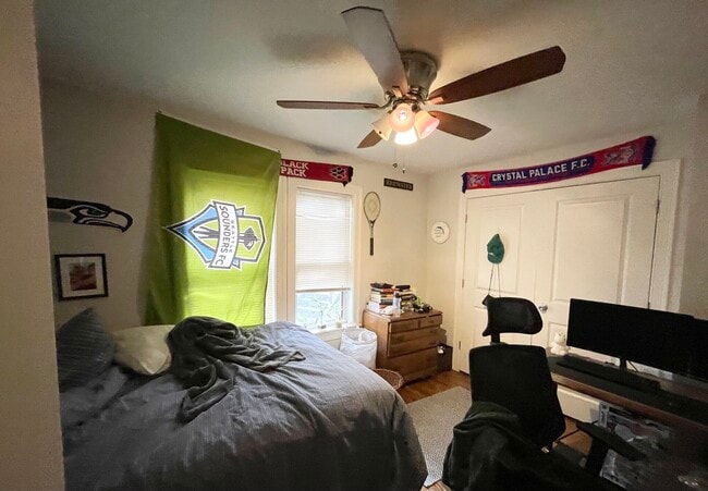 Building Photo - 800 Parker St