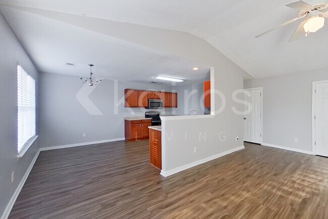 Foto del edificio - 261 Alexander Pointe Dr