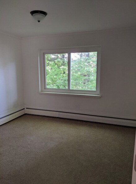 Foto del edificio - 306 Highland Rd