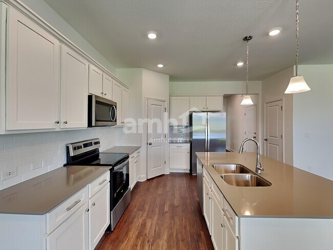 Foto del edificio - 14628 Cedar Ml Dr