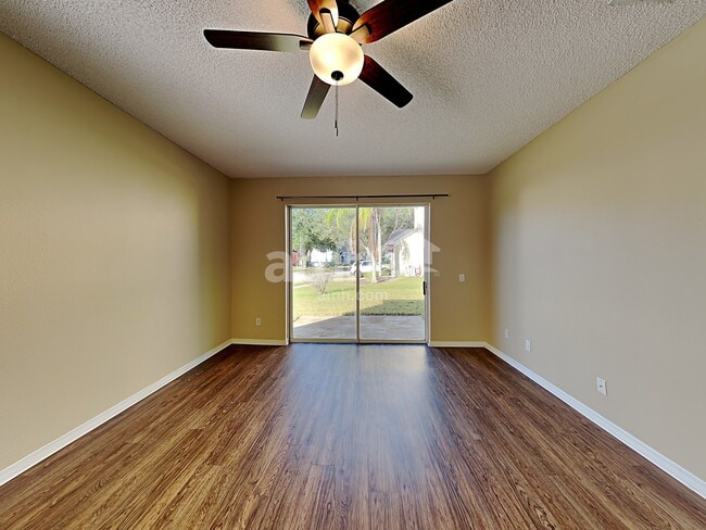 Foto del edificio - 14766 Kristenright Ln