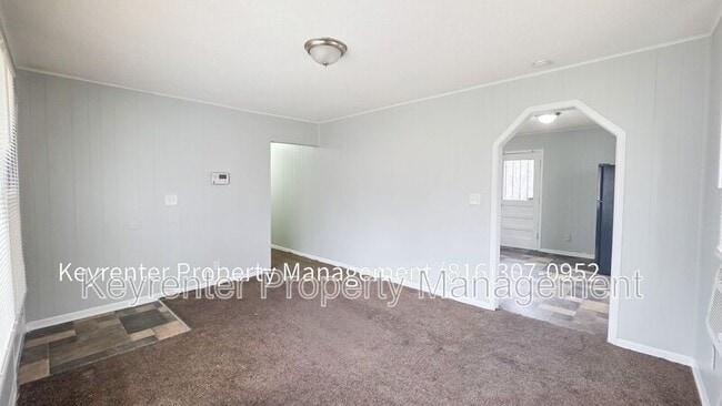 Building Photo - 5614 Indiana Ave