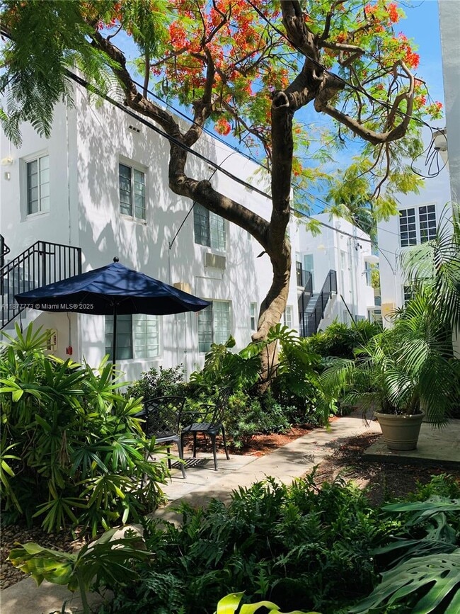 Foto del edificio - 1605 Jefferson Ave