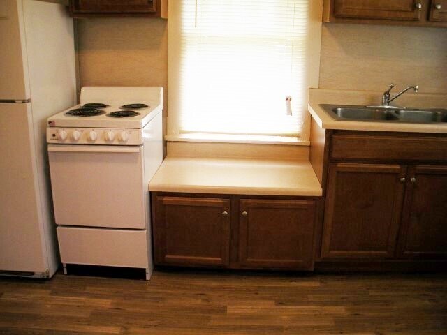 Foto del edificio - 2 Bedroom / 1 Bath Garage Apt Kingsport, TN