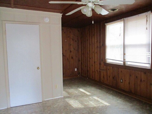 Foto del edificio - 724 Mercer Cir