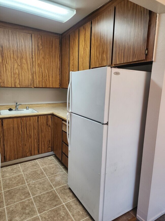 Foto del edificio - 4-Bedroom, 3-Bath, 2 Car-Garage