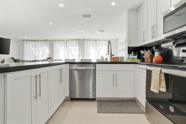 Photo - 3961 Adra Ave Townhome