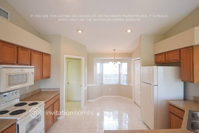 Foto del edificio - 2125 Golden Meadow Way