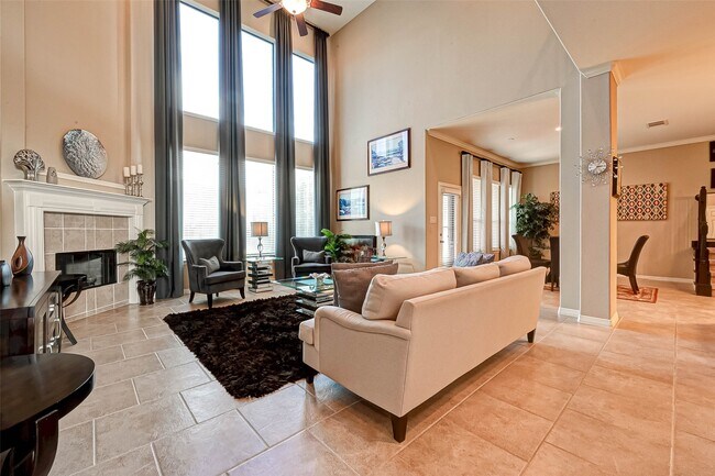 Foto del edificio - 4311 Madera Creek Ln