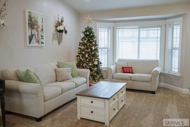 Foto del edificio - Stunning 6 Bed/3 Bath Home for Rent in Idaho Falls