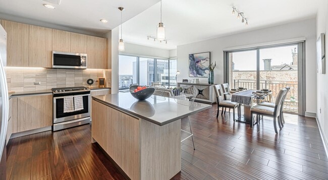 Photo - Luxury Living - Get 1 Month Free! Apartment