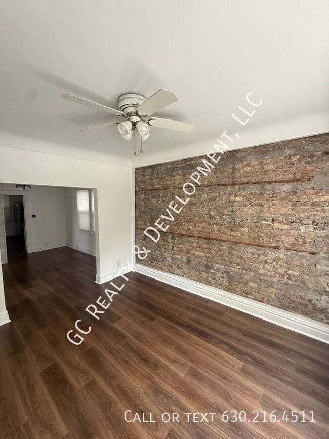 Building Photo - 1439 N Artesian Ave