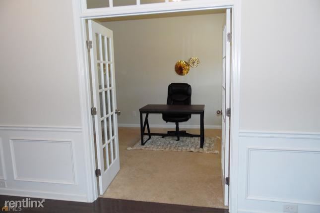 Foto del edificio - 4 br, 4 bath House - 325 R Hinton Chase Pa...
