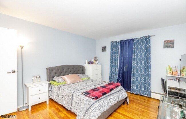 Foto del edificio - 43 Conforti Ave