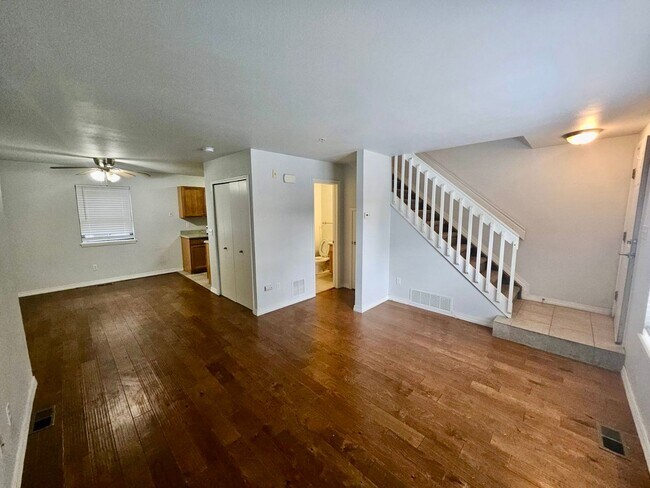 Foto del edificio - Great 2 bedroom condo in Old Colorado City!