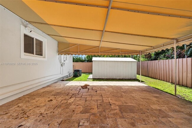 Foto del edificio - 1470 N Treasure Dr