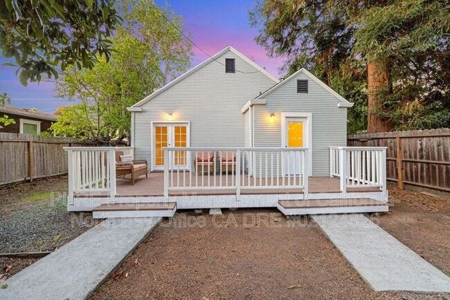 Building Photo - 1520 14th St
