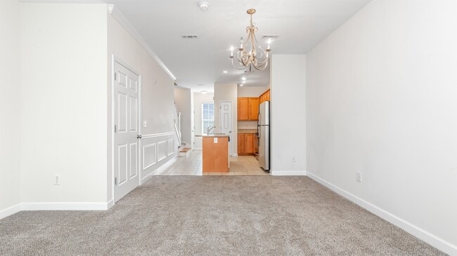 Building Photo - 926 Price Ln