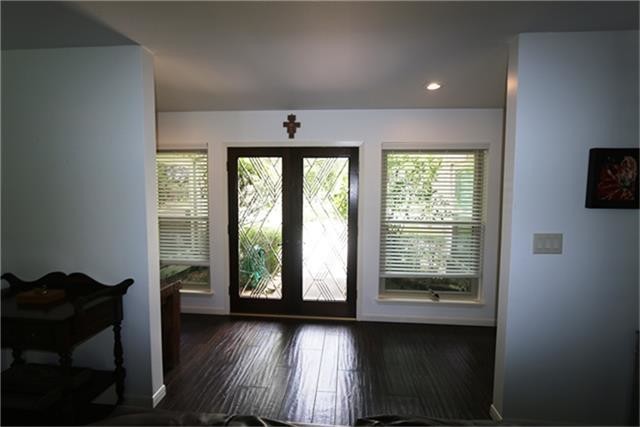 Foto del edificio - 2519 Glenn Lakes Ln