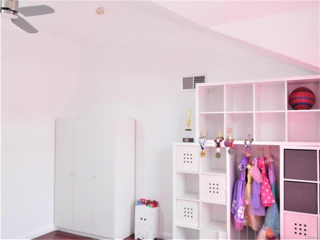 Foto del edificio - 27004 Karns Ct