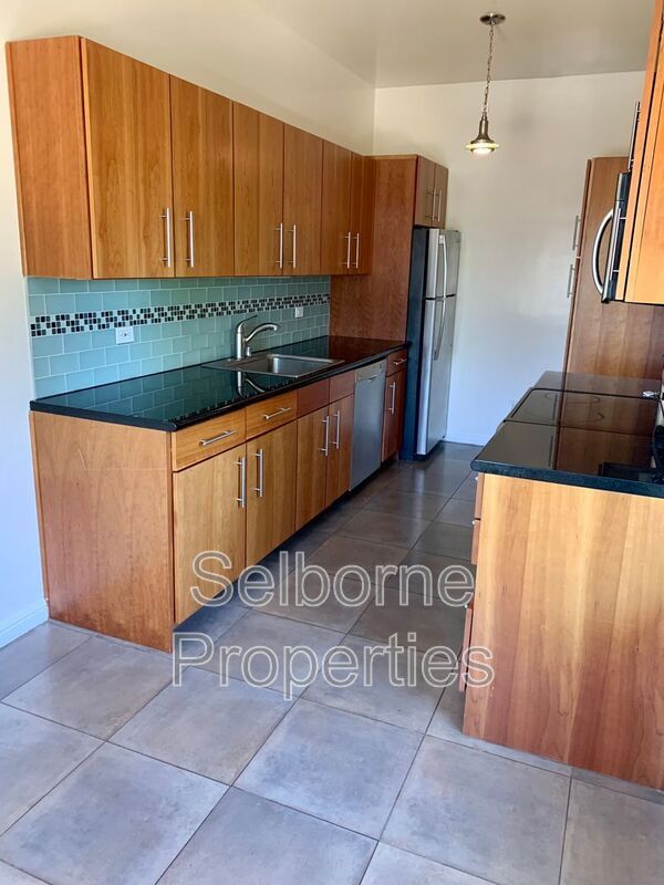 Foto del edificio - 507 Forest St