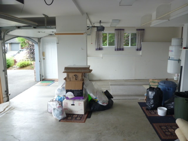 Building Photo - 7383 Ridgeview St
