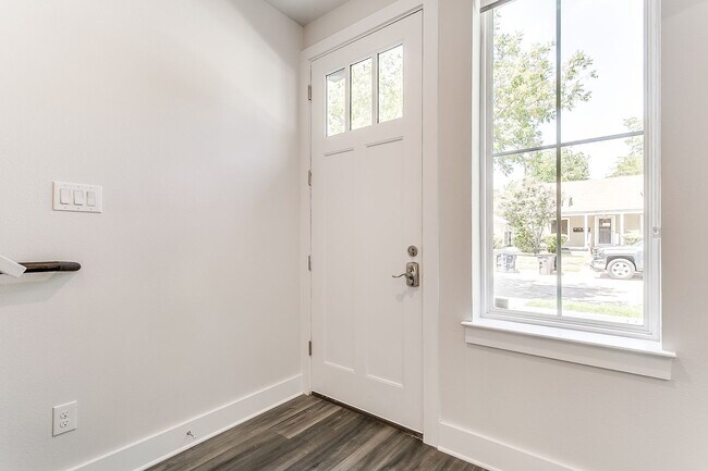 Foto del edificio - 3135 Greene Ave