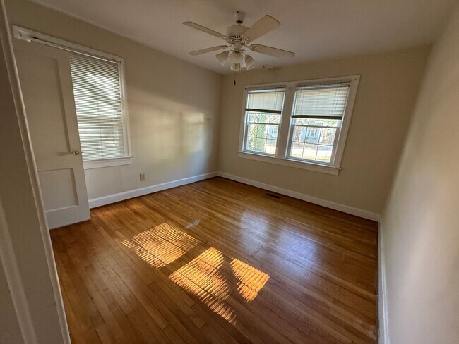 Foto del edificio - 1524 Branch St NW