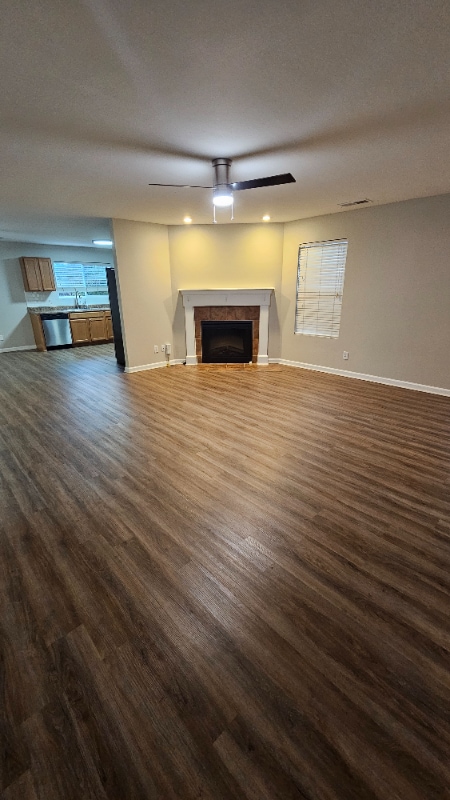 Building Photo - 200 Grantham Cir