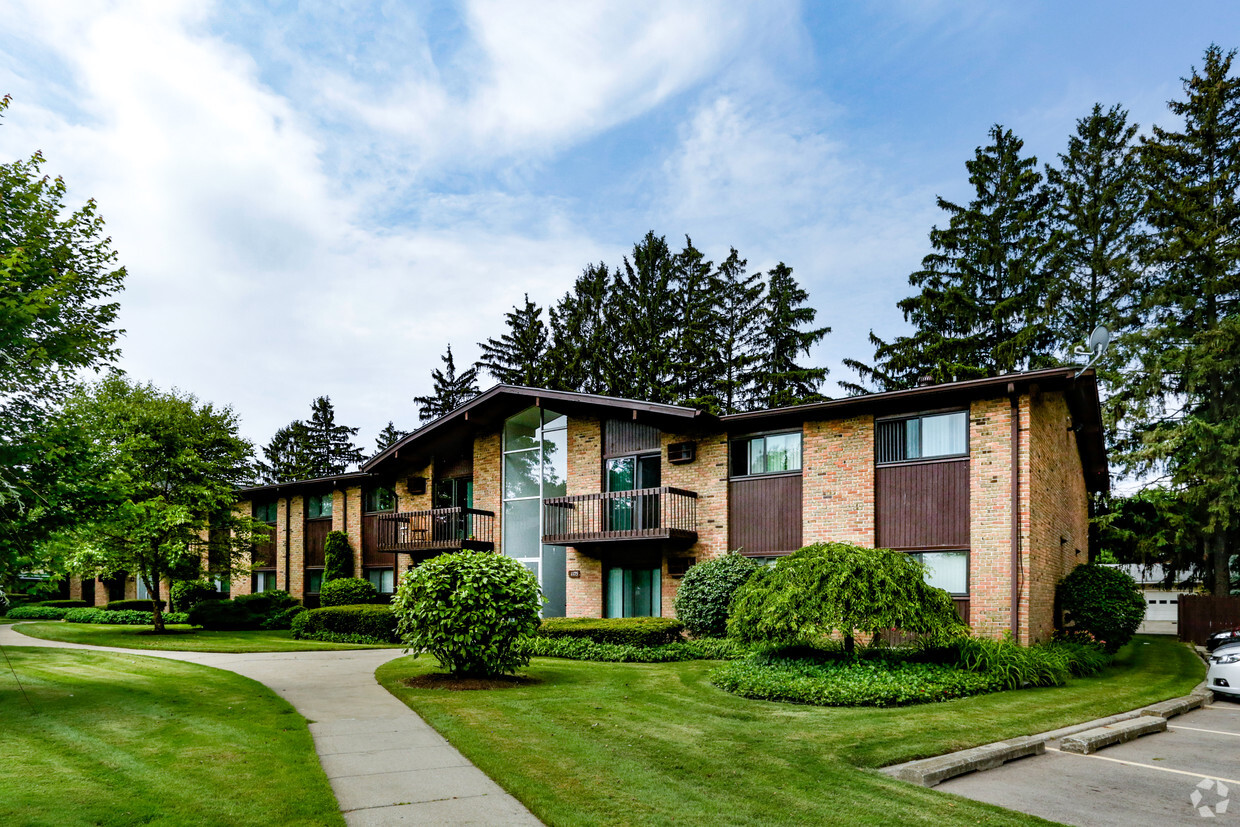 Primary Photo - Arbor Forest Apartments