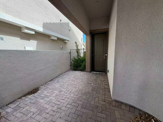 Foto del edificio - 11241 Lompoc Ct