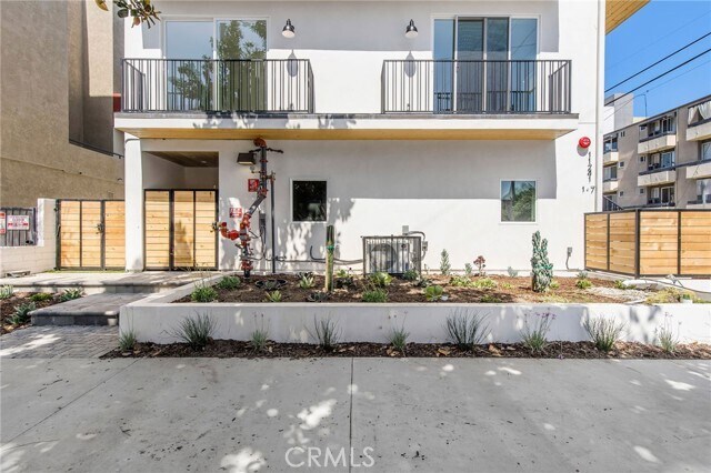 Foto del edificio - 11241 Morrison St